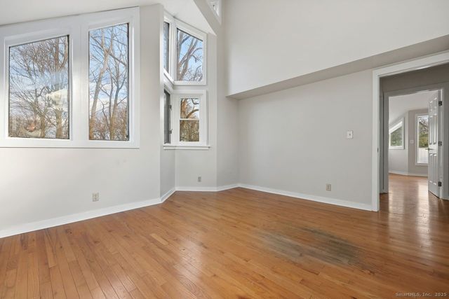 38 Chester Road, Easton, CT 06612