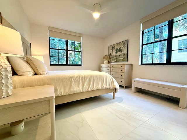 780 S Sapodilla Avenue 207, West Palm Beach, FL 33401
