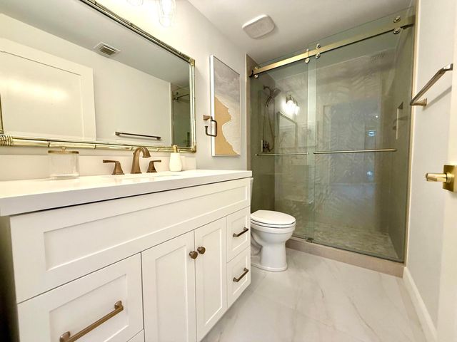 780 S Sapodilla Avenue 207, West Palm Beach, FL 33401