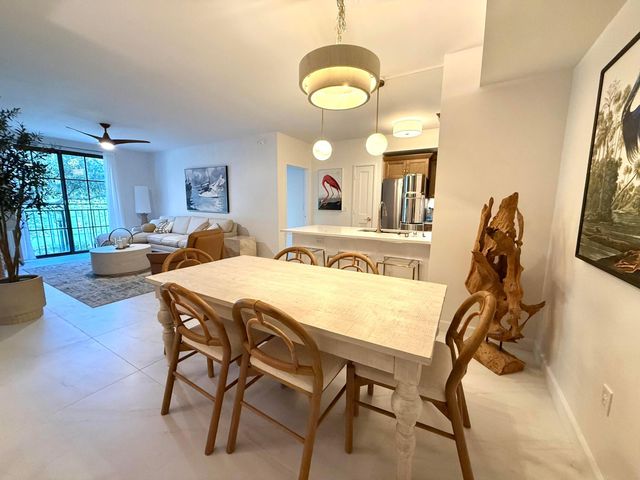 780 S Sapodilla Avenue 207, West Palm Beach, FL 33401