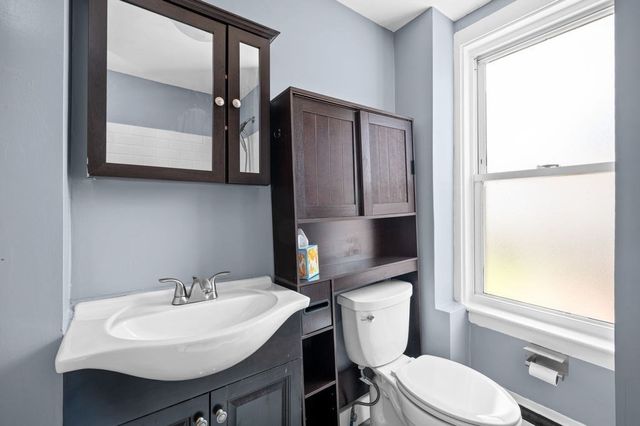 94 Eutaw Ave, Lynn, MA 01902