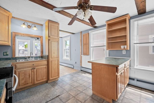94 Eutaw Ave, Lynn, MA 01902
