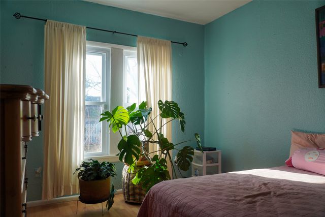 111 W 3rd Street, Keene, TX 76059