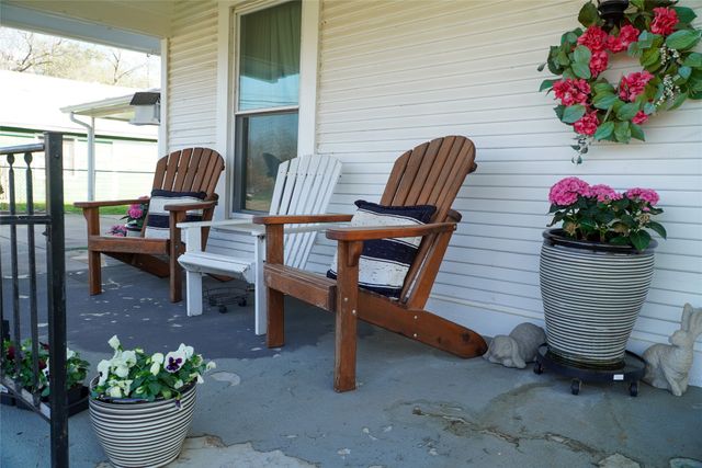 111 W 3rd Street, Keene, TX 76059