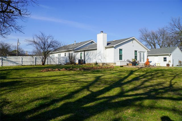 111 W 3rd Street, Keene, TX 76059