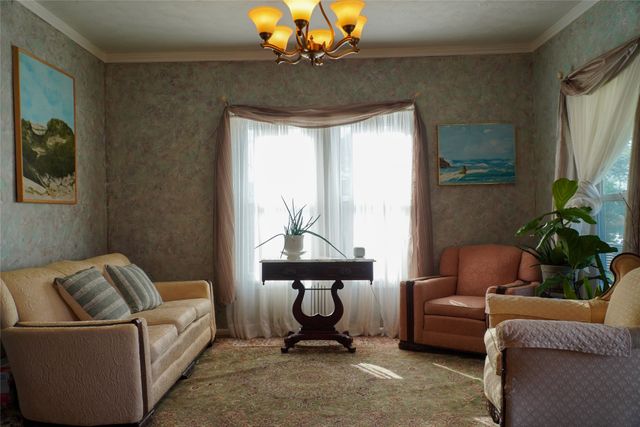 111 W 3rd Street, Keene, TX 76059