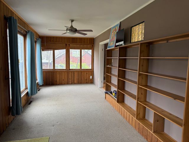 707 W ROLLINS RD, Columbia, MO 65203