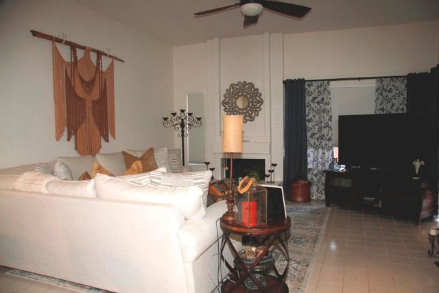 73407 Foxtail Lane, Palm Desert, CA 92260