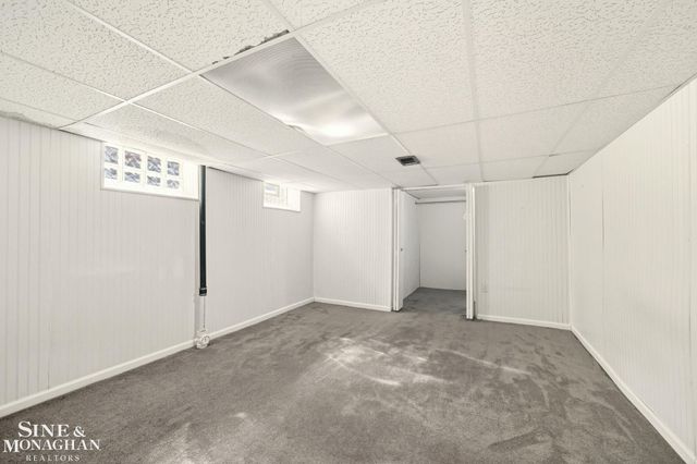 24060 Oneida Street, Oak Park, MI 48237