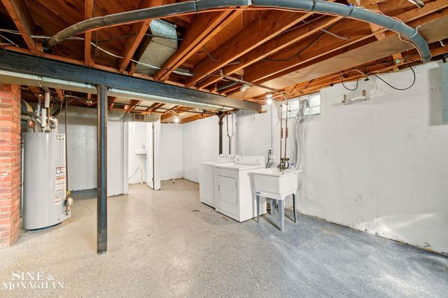 24060 Oneida Street, Oak Park, MI 48237