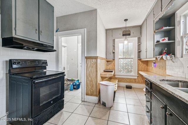 324 W 18TH Street, Jacksonville, FL 32206