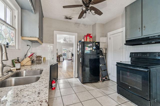 324 W 18TH Street, Jacksonville, FL 32206