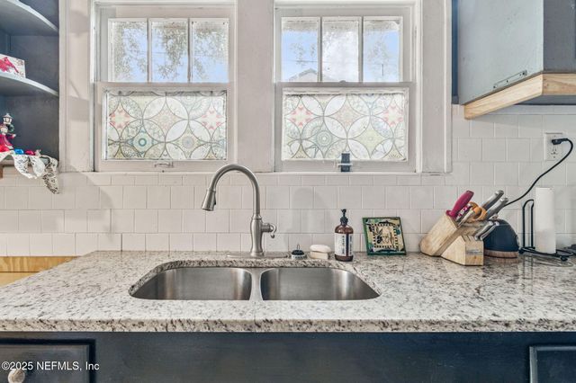 324 W 18TH Street, Jacksonville, FL 32206