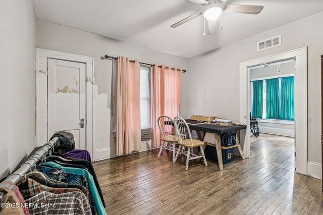 324 W 18TH Street, Jacksonville, FL 32206