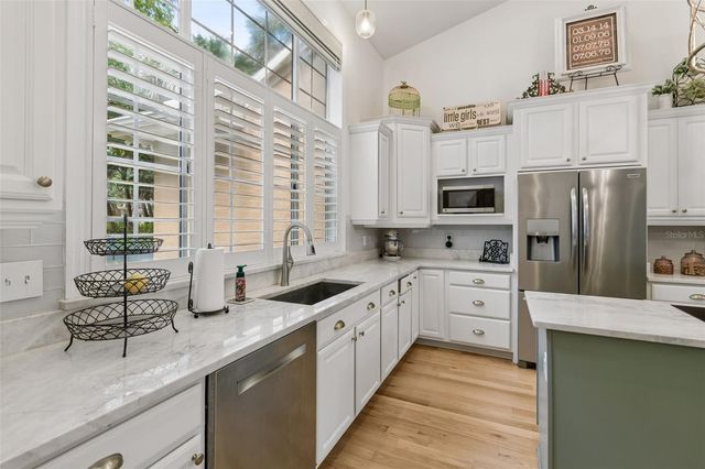 1686 EAGLE NEST CIR, Winter Springs, FL 32708