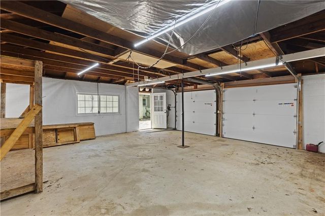 4135 NE Kelsey Road, Kansas City, MO 64116