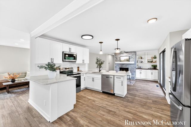 16151 Terrace Road, Spring Lake, MI 49456