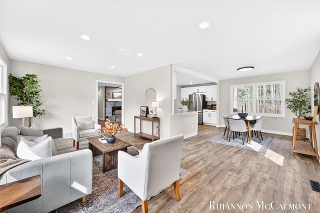 16151 Terrace Road, Spring Lake, MI 49456