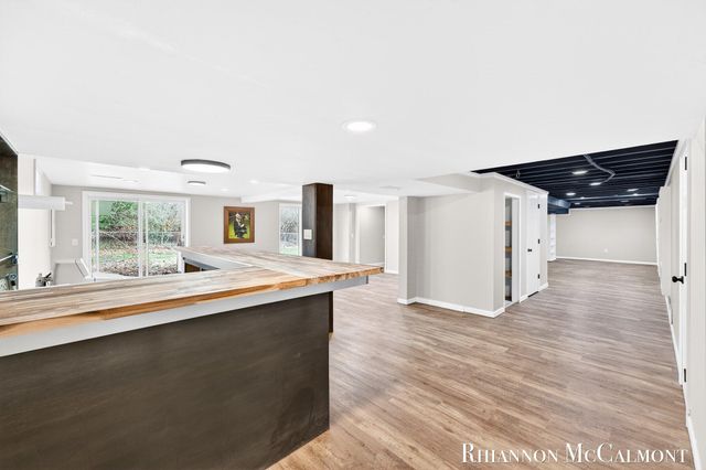 16151 Terrace Road, Spring Lake, MI 49456