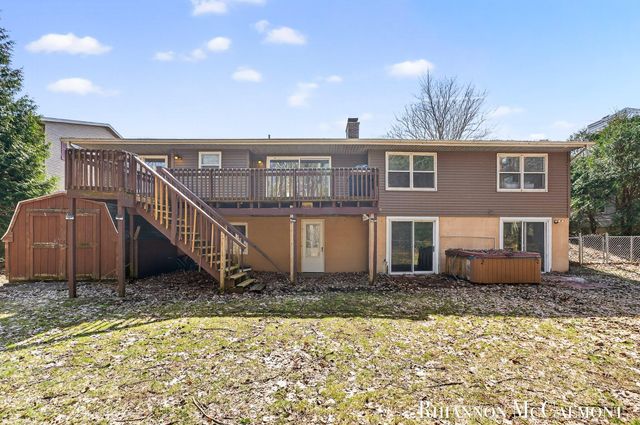 16151 Terrace Road, Spring Lake, MI 49456