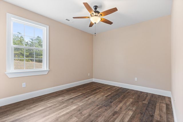 104 County Road 3050, Athens, TN 37303