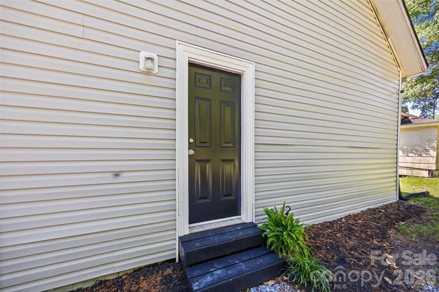 323 High Street, Rock Hill, SC 29730