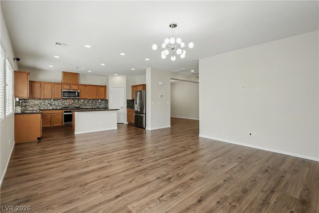 7737 West Diablo Drive, Las Vegas, NV 89113 — photo 4