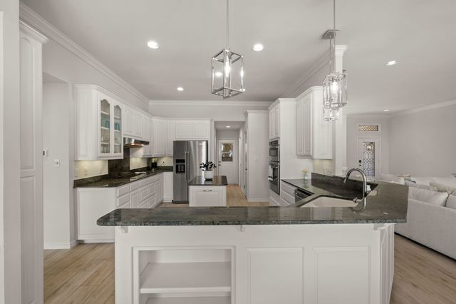 1203 Horizon Court, Granbury, TX 76049