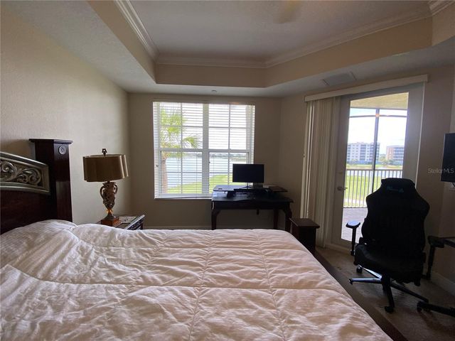 6360 WATERCREST WAY 302, Lakewood Ranch, FL 34202