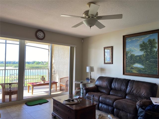 6360 WATERCREST WAY 302, Lakewood Ranch, FL 34202