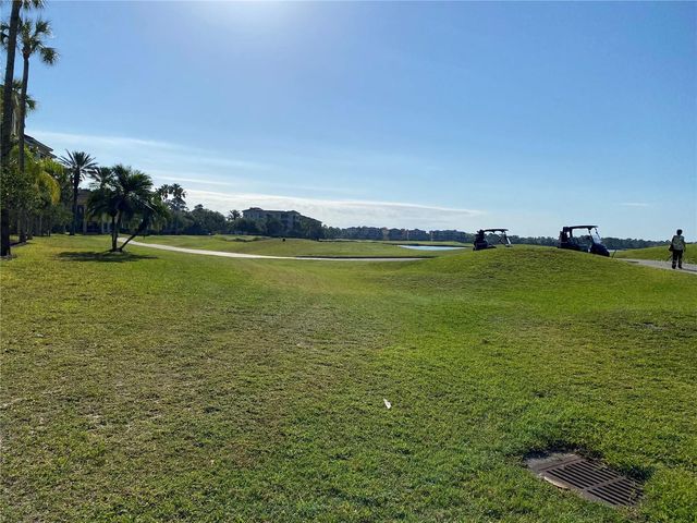 6360 WATERCREST WAY 302, Lakewood Ranch, FL 34202