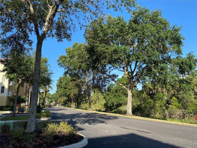 6360 WATERCREST WAY 302, Lakewood Ranch, FL 34202