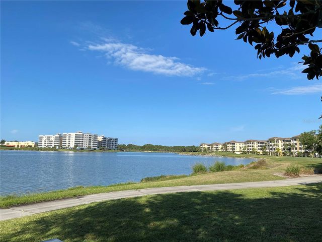 6360 WATERCREST WAY 302, Lakewood Ranch, FL 34202