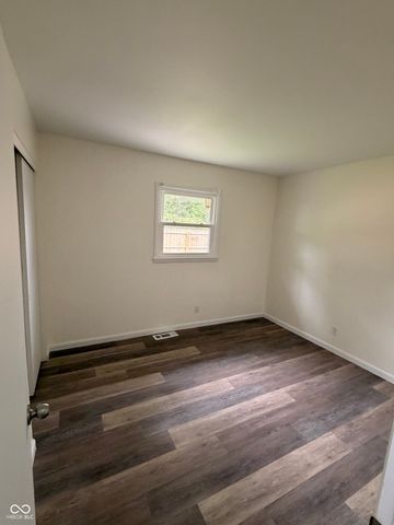 2105 W Purdue Avenue, Muncie, IN 47304