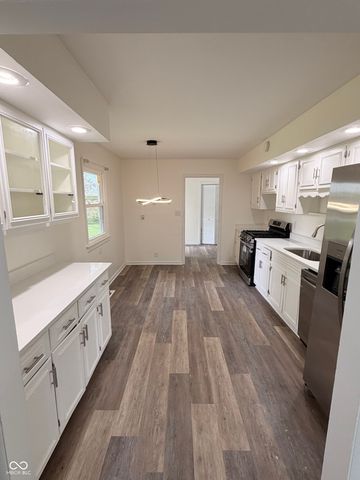2105 W Purdue Avenue, Muncie, IN 47304