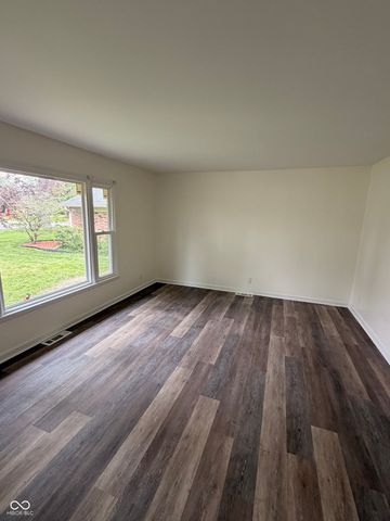 2105 W Purdue Avenue, Muncie, IN 47304