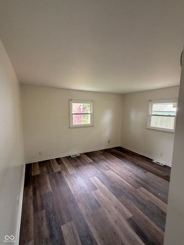2105 W Purdue Avenue, Muncie, IN 47304