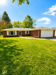 2105 W Purdue Avenue, Muncie, IN 47304