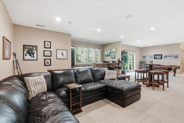 1415 Thelen Farm Trail, Houlton, WI 54082