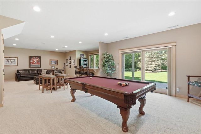 1415 Thelen Farm Trail, Houlton, WI 54082