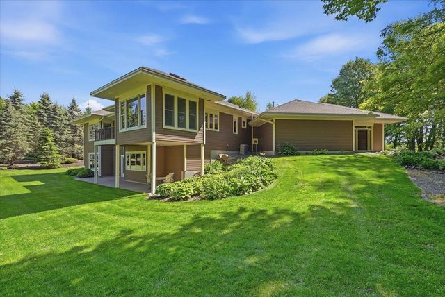 1415 Thelen Farm Trail, Houlton, WI 54082