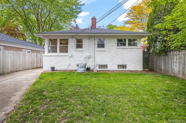 1916 Kalama Avenue, Royal Oak, MI 48067