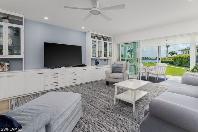 3420 Gulf Shore BLVD N 14, Naples, FL 34103
