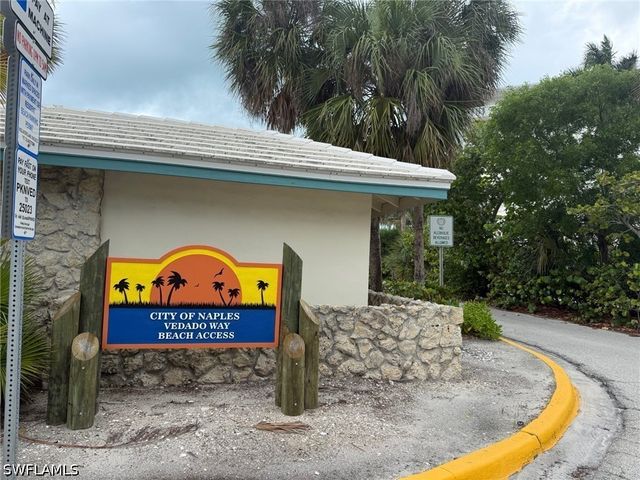 3420 Gulf Shore BLVD N 14, Naples, FL 34103