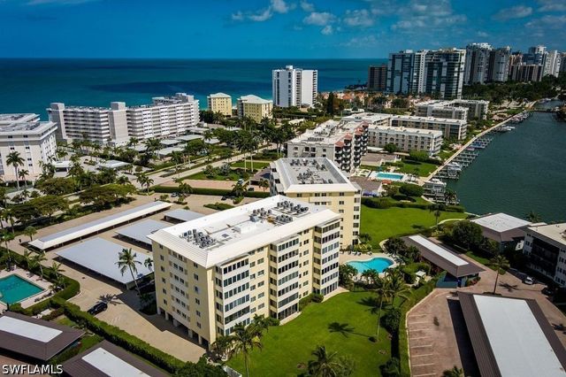 3420 Gulf Shore BLVD N 14, Naples, FL 34103