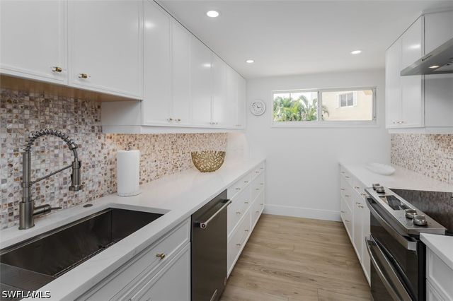 3420 Gulf Shore BLVD N 14, Naples, FL 34103