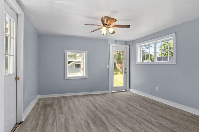 124 Southbridge Rd, Warren, MA 01083