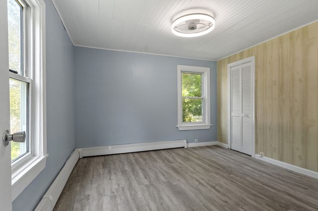 124 Southbridge Rd, Warren, MA 01083