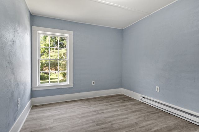 124 Southbridge Rd, Warren, MA 01083