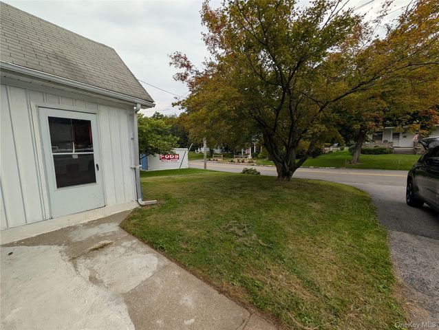 106 Depuyster Avenue, Beacon, NY 12508
